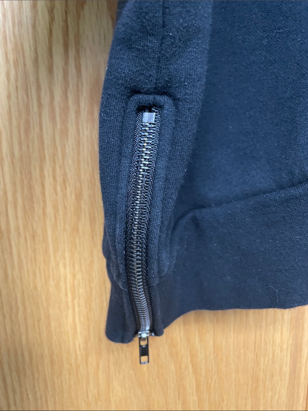 soulcycle Black Embroidered Crewneck Sweatshirt with Side Zippers - Size Large - Picture 4 of 8